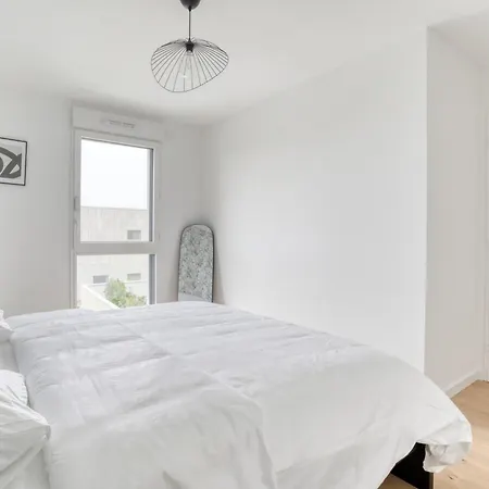 C Est Votre Maison Rueil-Malmaison Extérieur photo