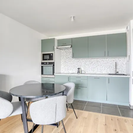C Est Votre Maison Rueil-Malmaison Extérieur photo